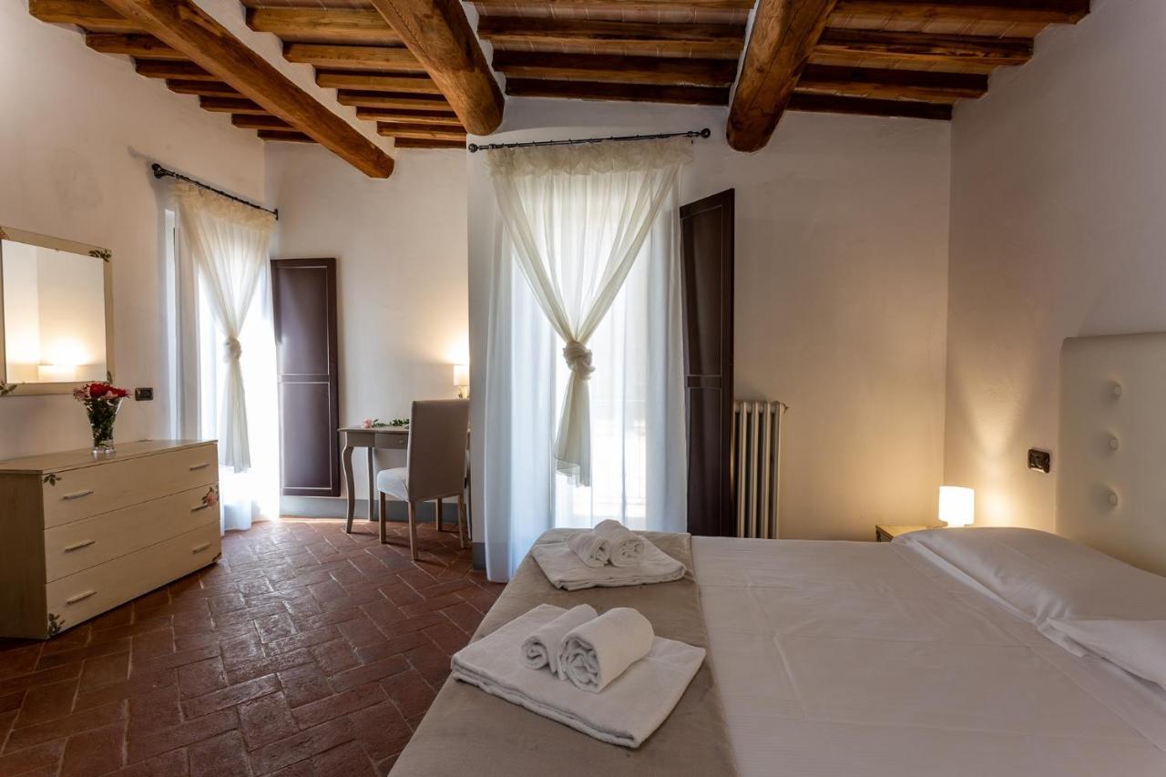 Il Borgo Di Terrensano Aparthotel เซียนา ภายนอก รูปภาพ