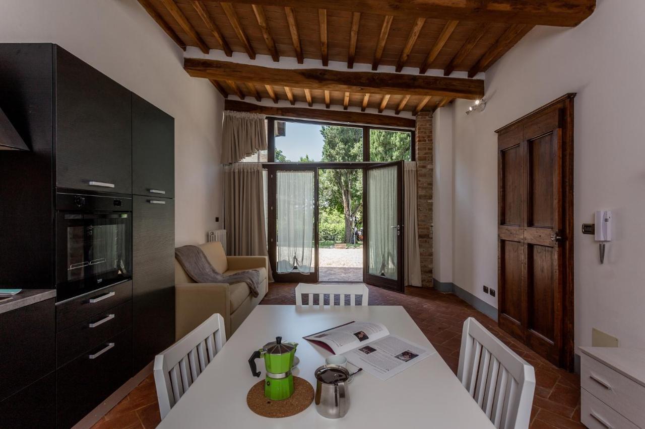 Il Borgo Di Terrensano Aparthotel เซียนา ภายนอก รูปภาพ